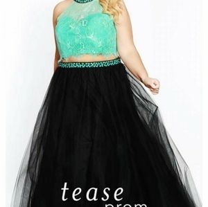 Plus size prom dress